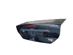 TAMPA TRASEIRA FOCUS SEDAN 2001 2002 A 2008