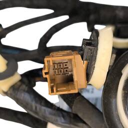 CHICOTE PORTA DIANTEIRA DIREITA PEUGETO 2008 1.6 2016