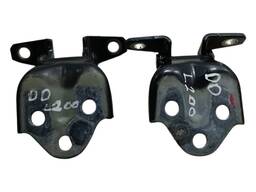 DOBRADIÇA PORTA DIANTEIRA DIREITA L200 TRITON