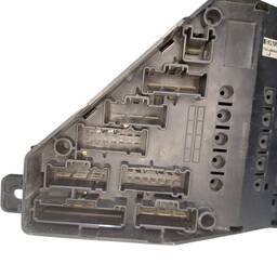 CAIXA FUSÍVEL LAND ROVER FREELANDER V6 2.5 2005