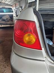 Lanterna Tras Esq Corolla 2003 a 2008 (canto) Pisca Ambar