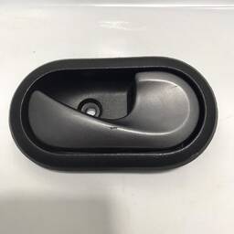 Maçaneta Interna Direita Renault Sandero 10/13 Duster 14/16