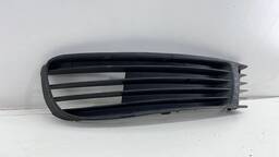 GRADE INFERIOR LATERAL PARACHOQUE PASSAT ALEMÃO 1998 À 2000