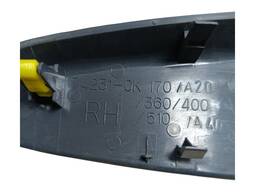 ACABAMENTO BOTÃO VIDRO LADO DIREITO HILUX 2012 A 2015