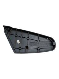 ACABAMENTO BANCO TRASEIRO HILUX 2005 A 2015 LADO DIREITO