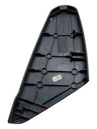 ACABAMENTO BANCO TRASEIRO HILUX 2005 A 2015 LADO DIREITO