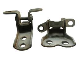 CONJUNTO DOBRADIÇAS PORTA DIANTEIRA DIREITA HILUX SW4 05/15