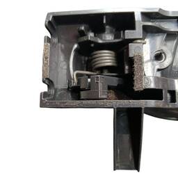 MAÇANETA EXT. PORTA DIANTEIRA DIREITA VERSA 2021 2022 2023/