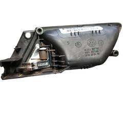 MAÇANETA EXT. PORTA TR. DIR PASSAT B8 16/19 JETTA TIGUAN 18/