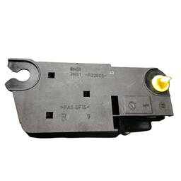 MAÇANETA EXT. DIANTEIRA DIREITA FOCUS 2014 A 2019 C/BOTÃO