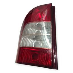 LANTERNA TRASEIRA FIAT STRADA 2005 A 2012 LADO ESQUERDO