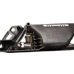 MAÇANETA EXT. PORTA DT. DIR PASSAT B8 16/19 JETTA TIGUAN 18/