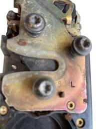 FECHADURA PORTA TRASEIRA ESQUERDA S10 BLAZER 1996 A 2011