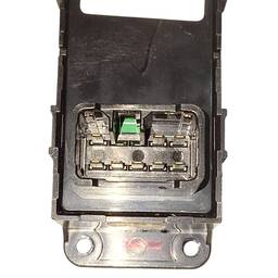 BOTÃO COMANDO VIDRO ELÉTRICO T.E HB20 SEDAN 2015