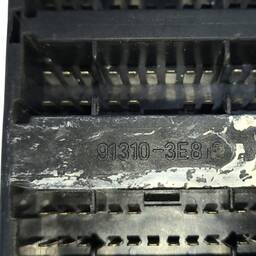 MÓDULO RELÉ KIA SORENTO 2.5 2009