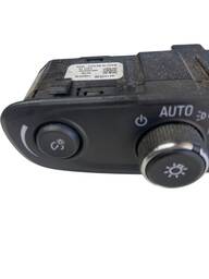 BOTÃO INTERRUPTOR LUZ FAROL CHEVROLET GM SPIN 2025
