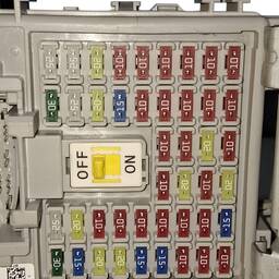 CAIXA FUSÍVEL INTERNA HYUNDAI CRETA 1.6 AUT  2019