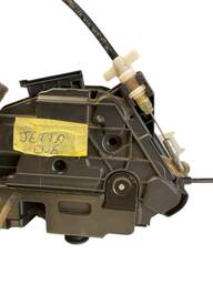 FECHADURA PORTA DIANTEIRA ESQUERDA JETTA 2011/17 GOLF 14/20