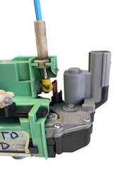 FECHADURA PORTA TRASEIRA DIREITA PUNTO LINEA IDEA UNO 11/17