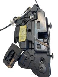 FECHADURA PORTA DIANTEIRA ESQUERDA JETTA 2011/17 GOLF 14/20