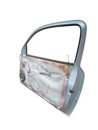 PORTA DIREITA ASTRA 1998 1999 A 2011 2P