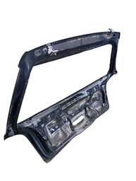 TAMPA TRASEIRA POLO HATCH 2003 2004 A 2014