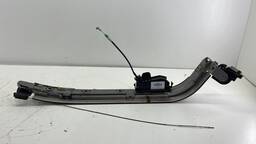 Trilho Abertura Porta Traseira Esquerda Sienta 2003/2015