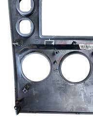 MOLDURA CENTRAL PAINEL AR FIESTA 2005 A 2012 ORIGINAL