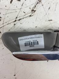 MAÇANETA INTERNA DIANTEIRA ESQUERDA TOYOTA SIENTA 2003