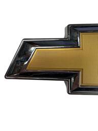 EMBLEMA DIANTEIRO GRADE S-10 2023