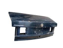 TAMPA TRASEIRA SANTANA 1999 2000 A 2006