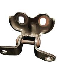 DOBRADIÇA INFERIOR PORTA TRASEIRA ESQUERDA