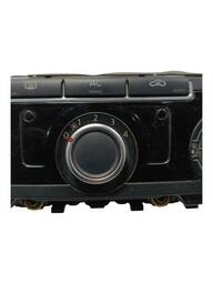 COMANDO AR CONDICIONADO SIMPLES AMAROK JETTA (SUCATA)