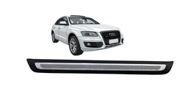 Soleira Porta Dianteira Direita Audi Q5 2009 A 2015 8r085337