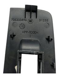 ACABAMENTO BOTAO VIDRO DIREITO STRADA PALIO SIENA 05/20