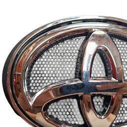 EMBLEMA GRADE HILUX