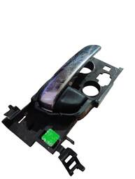 MAÇANETA INTERNA DIANTEIRA/TRASEIRA DIREITA HR-V 2016 A 2021