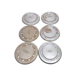 CALOTA CENTRAL RODA FORD FIESTA 96/00 DETALHE