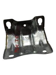 SUPORTE FORRO PORTA LADO DIREITO TOYOTA HILUX 05/15