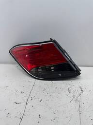 Lanterna Traseira Esquerda Prisma 2013 À 2019 SEM LENTE 