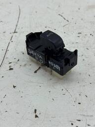BOTÃO COMANDO VIDRO DIANTEIRO DIREIT TOYOTA SIENTA 2003/2015