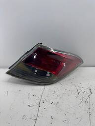 Lanterna Traseira Direita Prisma 2013 À 2019
