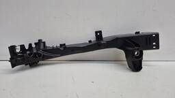 SUPORTE FAROL ESQUERDO RENAULT MASTER 2015