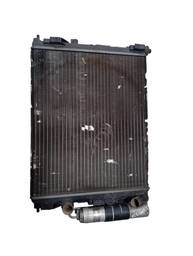 RADIADO E CONDENSADOR AR COND RENAULT CLIO KANGOO SYMBOL 820