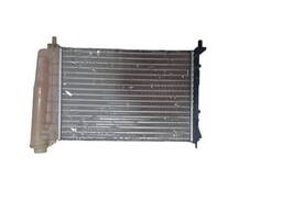 RADIADOR FIAT FIORINO / PREMIO / UNO 1.0 / 1.4 / 1.3 / 1.5 8