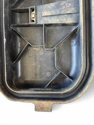 TAMPA VEDAÇÃO FAROL DIREITO PALIO STRADA SIENA 2004 A 2012