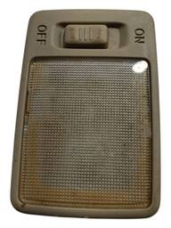 LUZ LANTERNA CORTESIA TOYOTA COROLLA 2015 A 2019