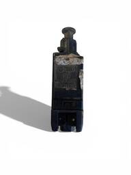 NTERRUPTOR DO PEDAL DE FREIO 191945515 GOL SANTANA PARATI