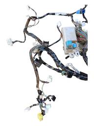 CHICOTE CAIXA FUSIVEL PAINEL TOYOTA HILUX SW4 2012 A 2015