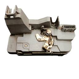 Fechadura Porta Traseira Esquerda Peugeot 307 2002 a 2012